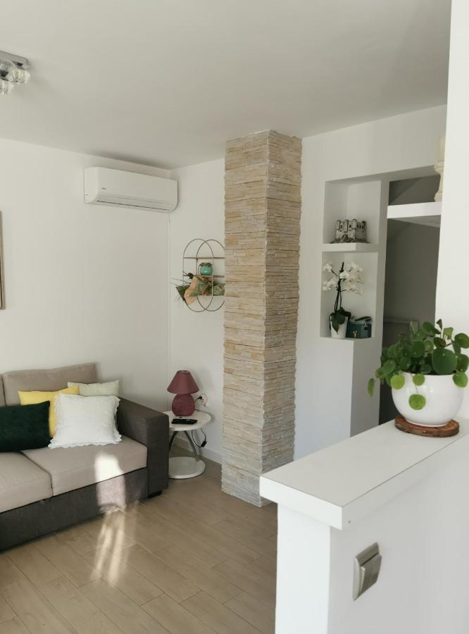 Kenzo Apartment Сень Екстер'єр фото